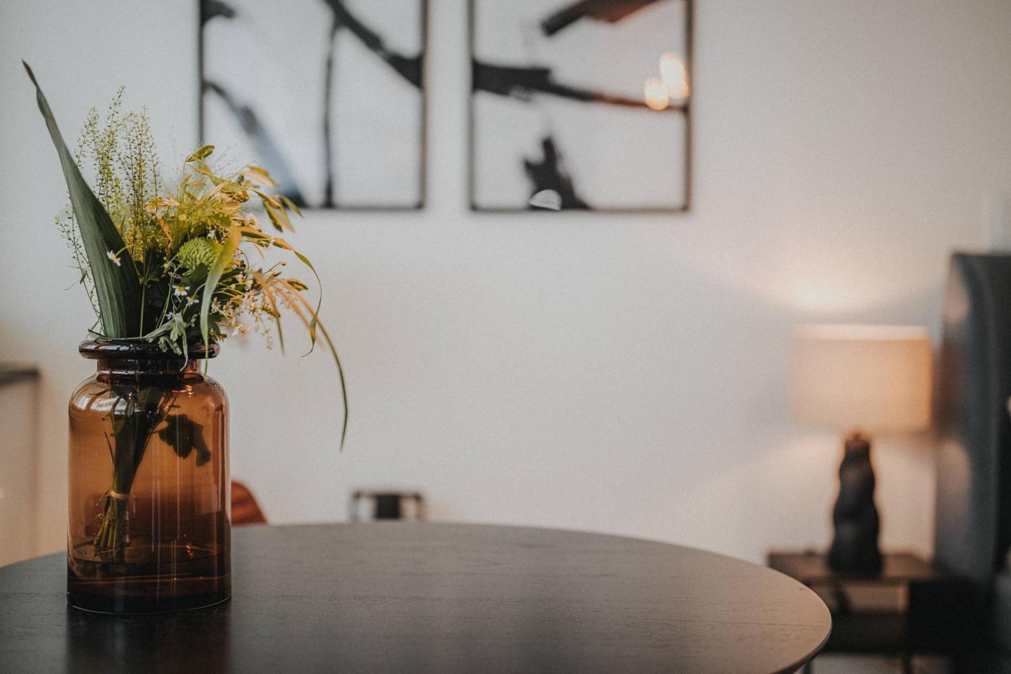 Downtown Apartment Mit Luxusbad Am Hafen Nur 5 Minuten Zu Fuss In Die Innenstadt Und Zum Bahnhof! 올덴부르크 외부 사진